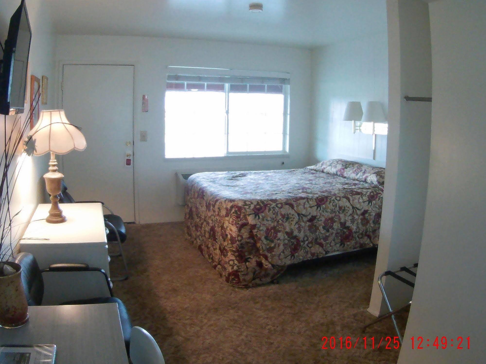 Rim Rock Motel アルトゥラス エクステリア 写真